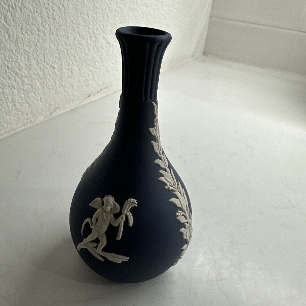 Antique Wedgwood Jasperware Bud Vase in Portland Blue and Cream (5") England - Picture 7 of 13
